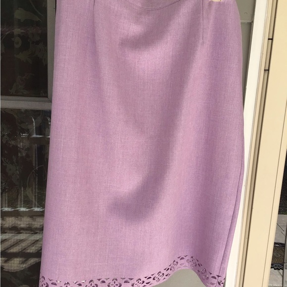 Alfred Dunner Women's Lavender button Waist Straight Skirt Size 16 NWOT - Picture 12 of 16